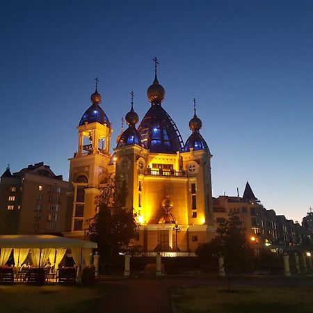 Dream Town Apartment Kiev Dış mekan fotoğraf
